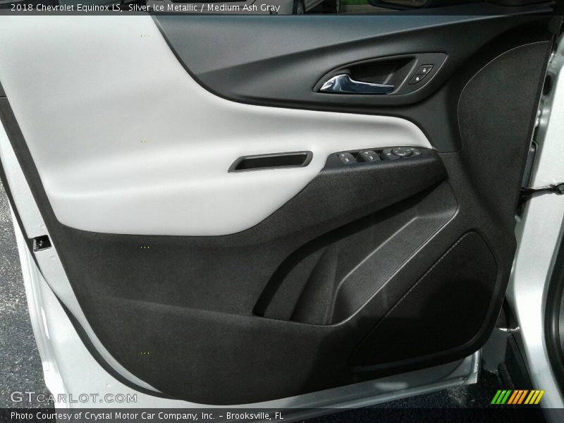 Silver Ice Metallic / Medium Ash Gray 2018 Chevrolet Equinox LS