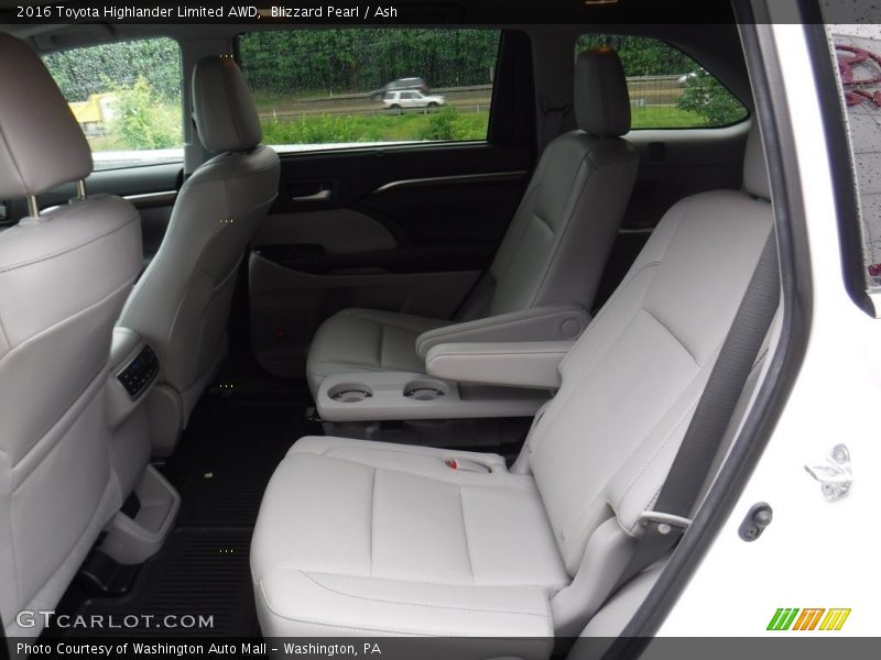 Blizzard Pearl / Ash 2016 Toyota Highlander Limited AWD
