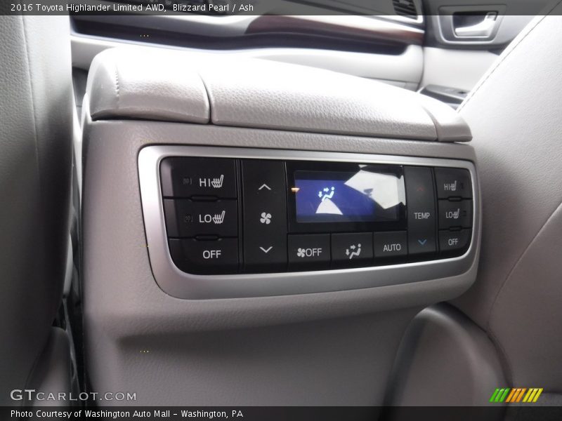 Blizzard Pearl / Ash 2016 Toyota Highlander Limited AWD