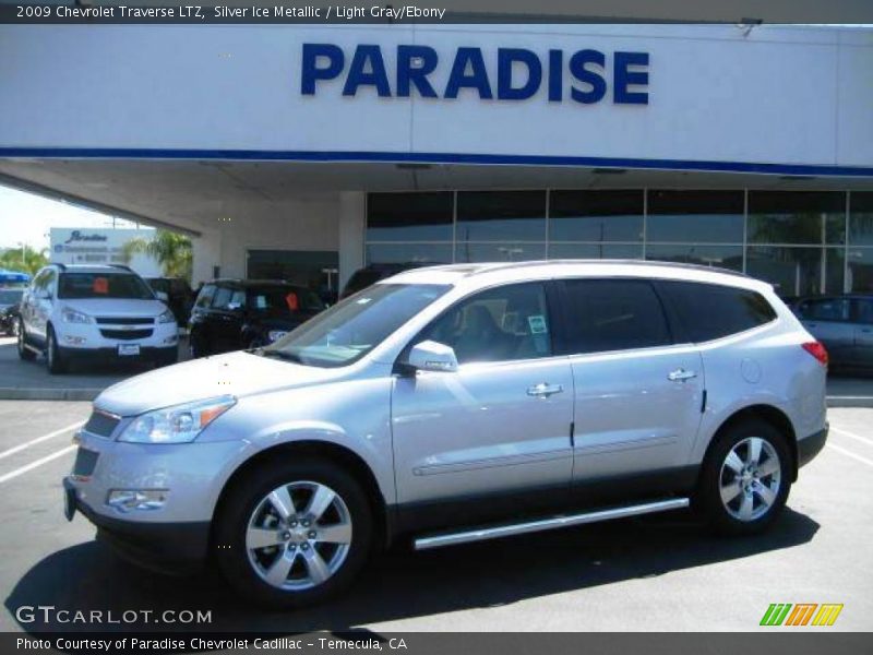 Silver Ice Metallic / Light Gray/Ebony 2009 Chevrolet Traverse LTZ