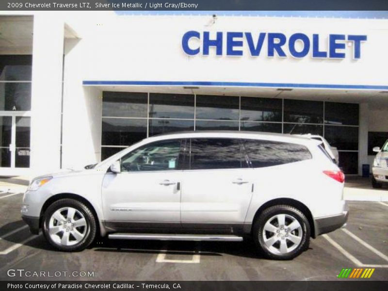 Silver Ice Metallic / Light Gray/Ebony 2009 Chevrolet Traverse LTZ