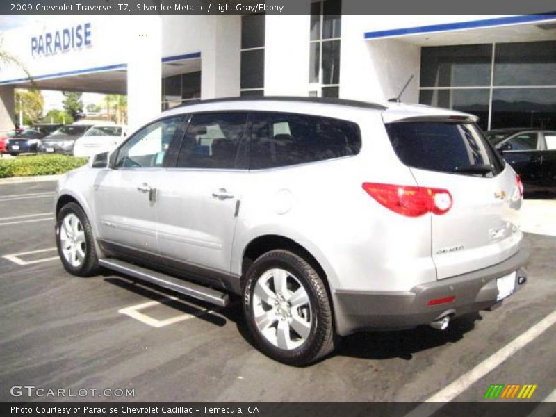 Silver Ice Metallic / Light Gray/Ebony 2009 Chevrolet Traverse LTZ