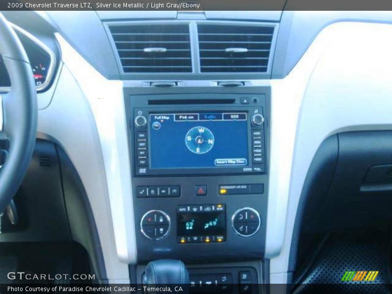 Silver Ice Metallic / Light Gray/Ebony 2009 Chevrolet Traverse LTZ