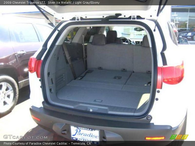 Silver Ice Metallic / Light Gray/Ebony 2009 Chevrolet Traverse LTZ
