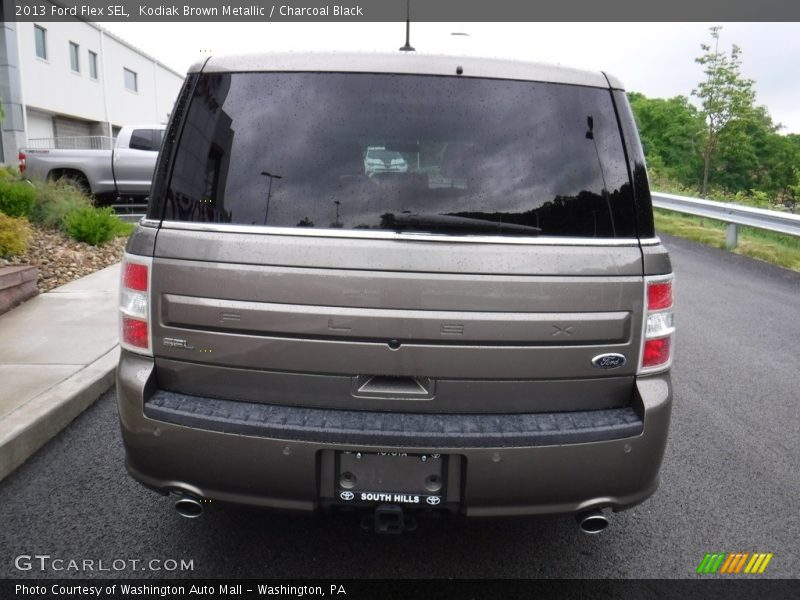 Kodiak Brown Metallic / Charcoal Black 2013 Ford Flex SEL