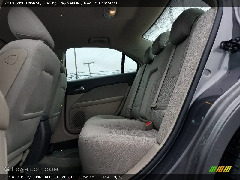 Sterling Grey Metallic / Medium Light Stone 2010 Ford Fusion SE
