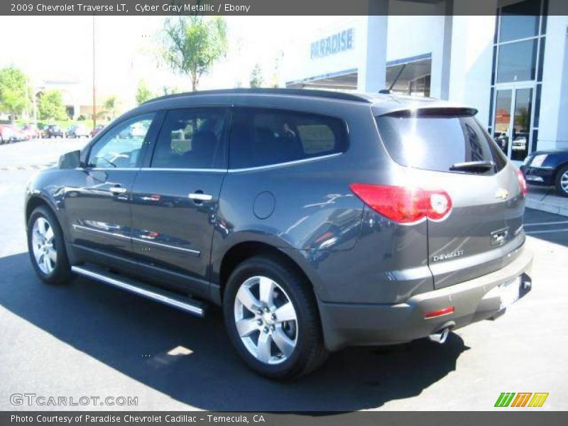 Cyber Gray Metallic / Ebony 2009 Chevrolet Traverse LT