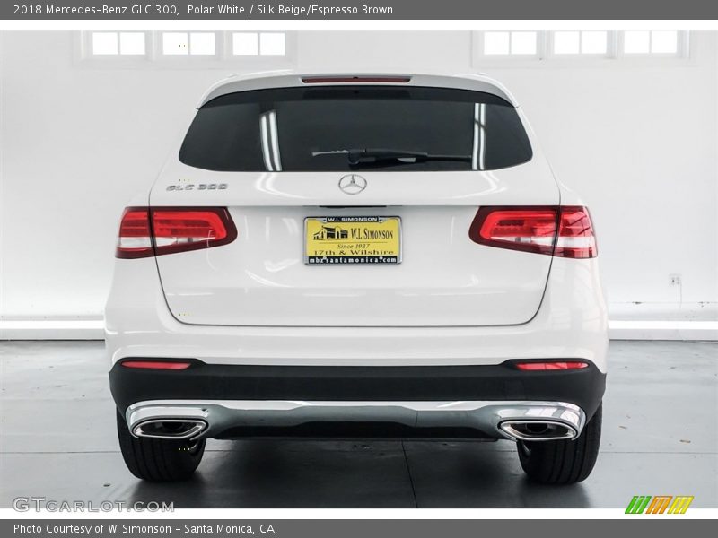 Polar White / Silk Beige/Espresso Brown 2018 Mercedes-Benz GLC 300