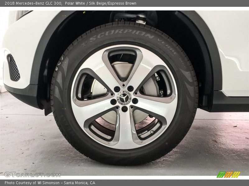 Polar White / Silk Beige/Espresso Brown 2018 Mercedes-Benz GLC 300