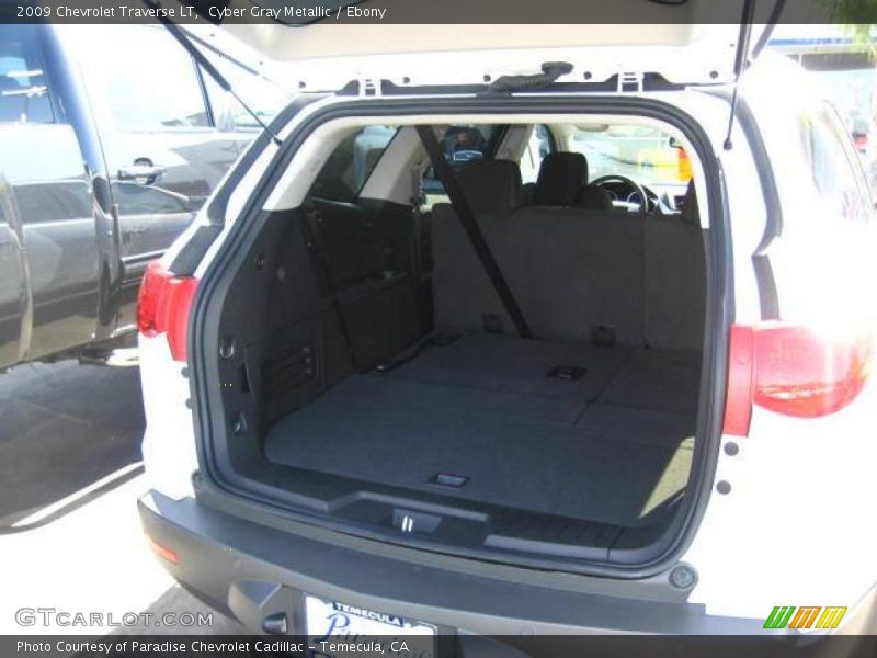 Cyber Gray Metallic / Ebony 2009 Chevrolet Traverse LT