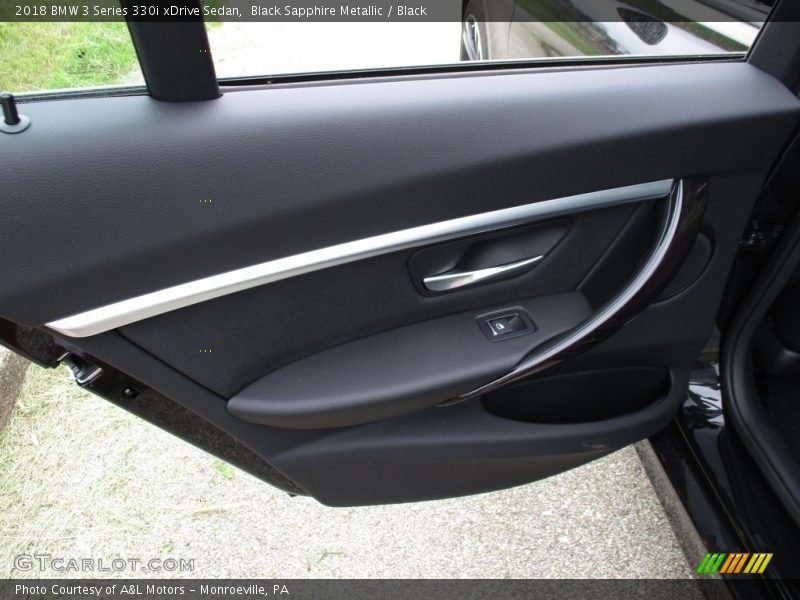 Black Sapphire Metallic / Black 2018 BMW 3 Series 330i xDrive Sedan