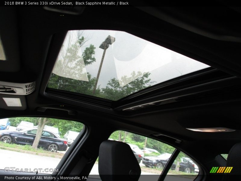 Black Sapphire Metallic / Black 2018 BMW 3 Series 330i xDrive Sedan