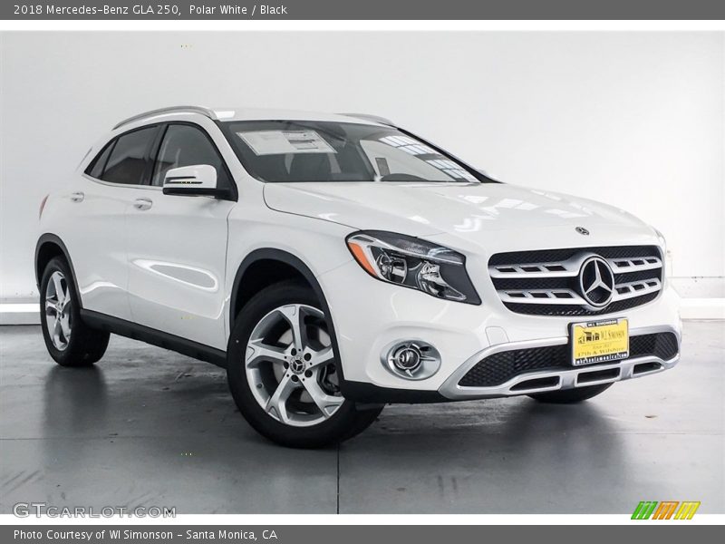 Polar White / Black 2018 Mercedes-Benz GLA 250