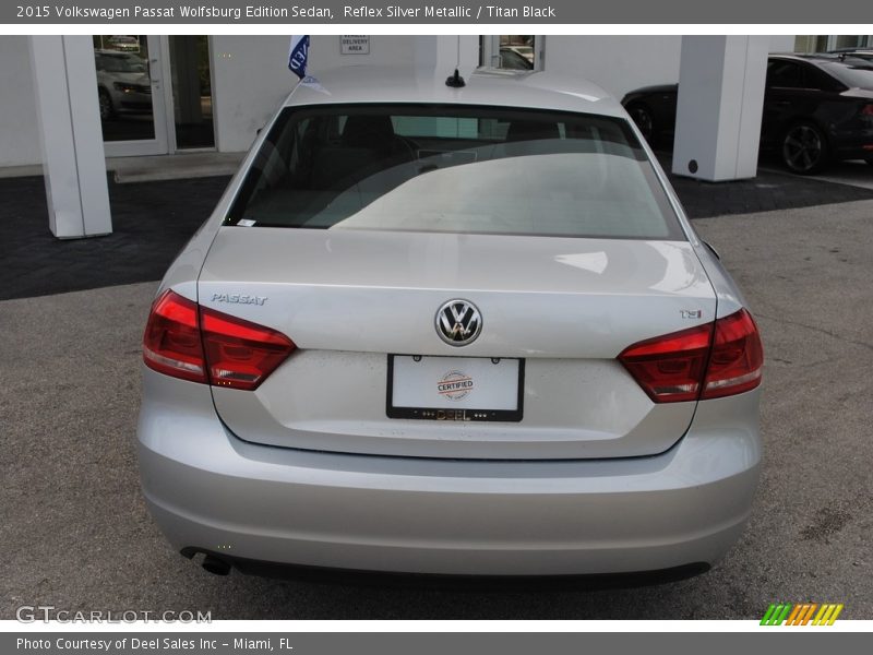 Reflex Silver Metallic / Titan Black 2015 Volkswagen Passat Wolfsburg Edition Sedan