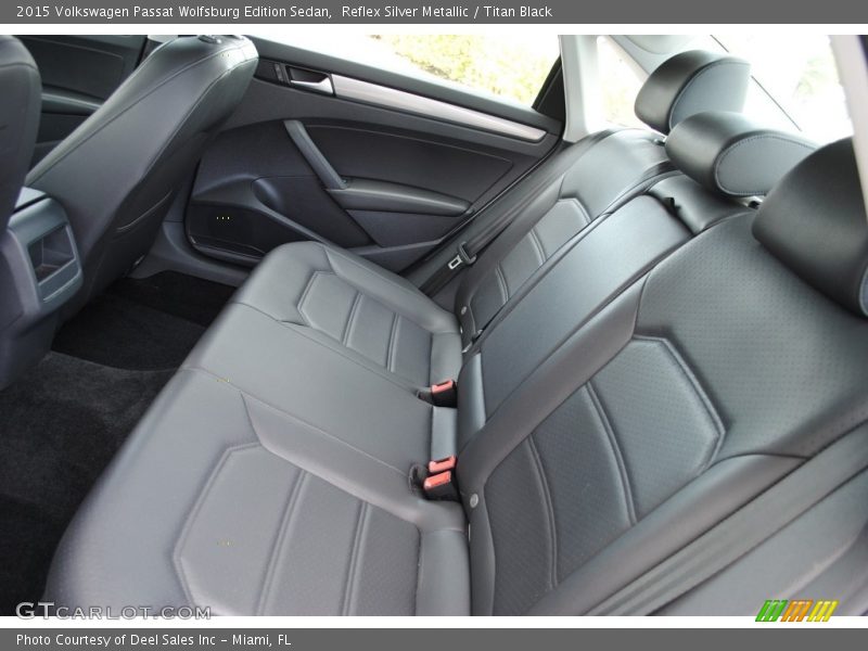 Reflex Silver Metallic / Titan Black 2015 Volkswagen Passat Wolfsburg Edition Sedan