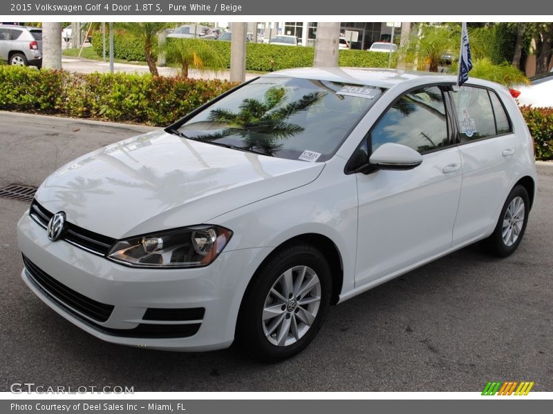 Pure White / Beige 2015 Volkswagen Golf 4 Door 1.8T S