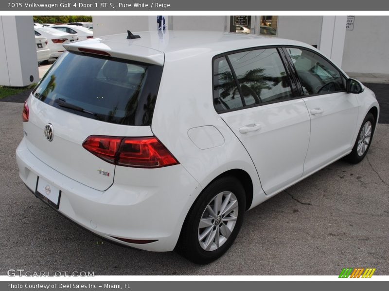 Pure White / Beige 2015 Volkswagen Golf 4 Door 1.8T S