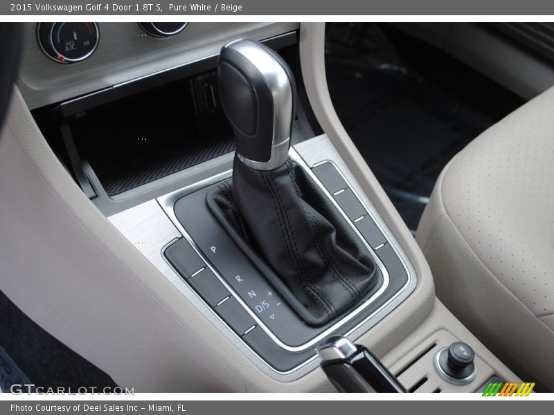 Pure White / Beige 2015 Volkswagen Golf 4 Door 1.8T S