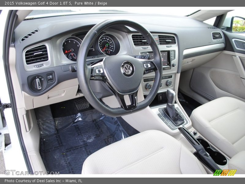 Pure White / Beige 2015 Volkswagen Golf 4 Door 1.8T S