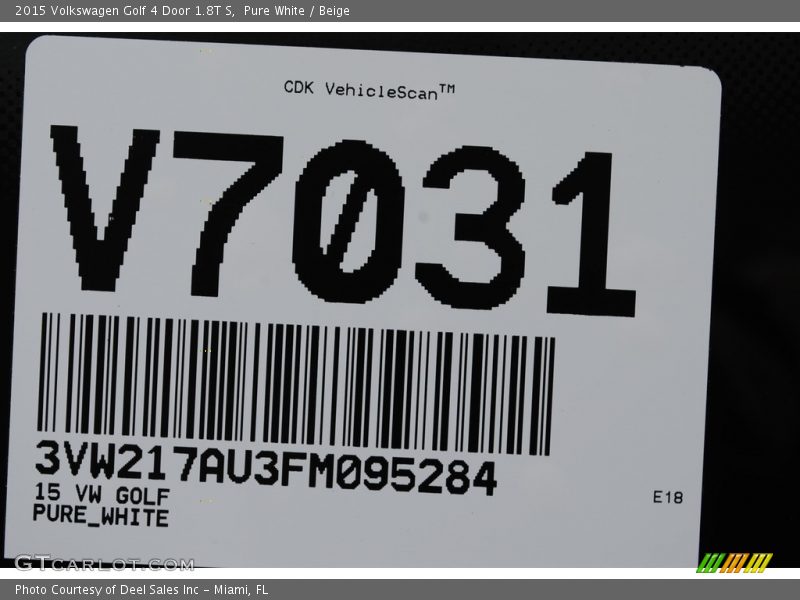 Pure White / Beige 2015 Volkswagen Golf 4 Door 1.8T S