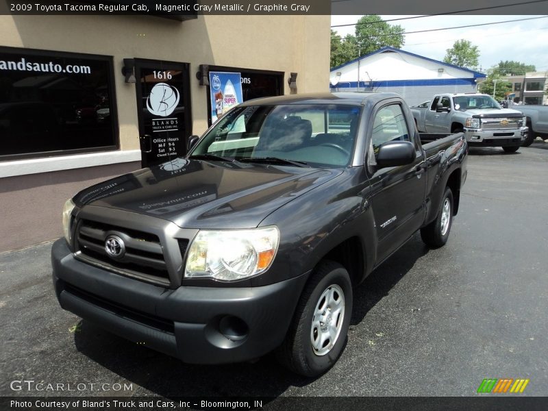 Magnetic Gray Metallic / Graphite Gray 2009 Toyota Tacoma Regular Cab