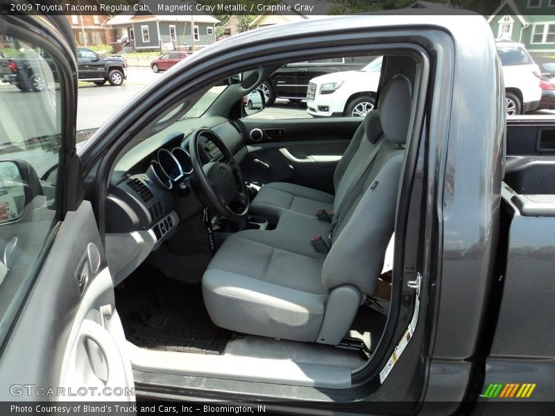 Magnetic Gray Metallic / Graphite Gray 2009 Toyota Tacoma Regular Cab