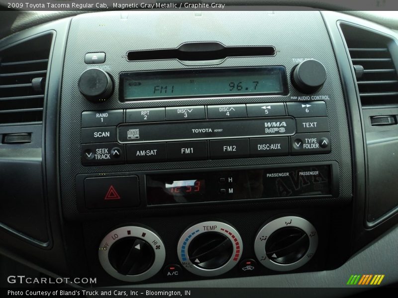 Magnetic Gray Metallic / Graphite Gray 2009 Toyota Tacoma Regular Cab