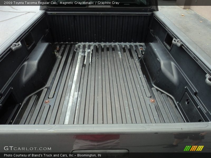 Magnetic Gray Metallic / Graphite Gray 2009 Toyota Tacoma Regular Cab