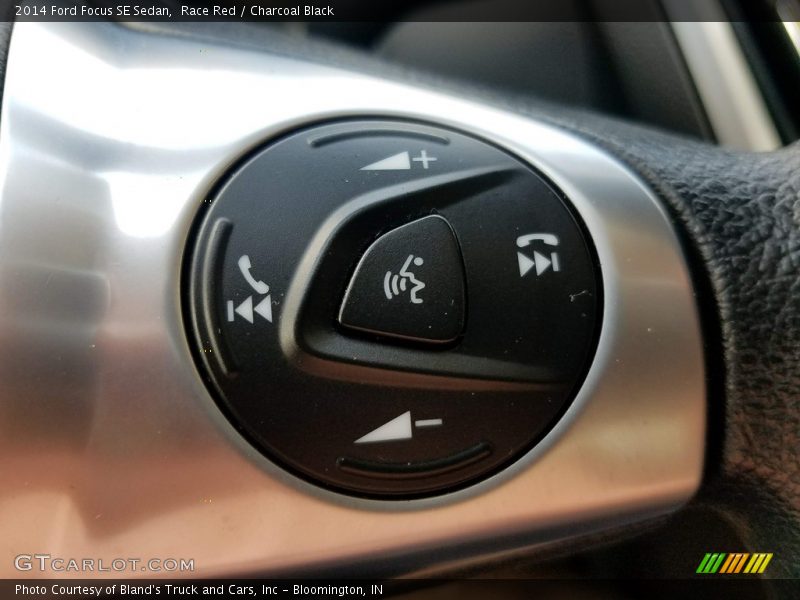 Race Red / Charcoal Black 2014 Ford Focus SE Sedan