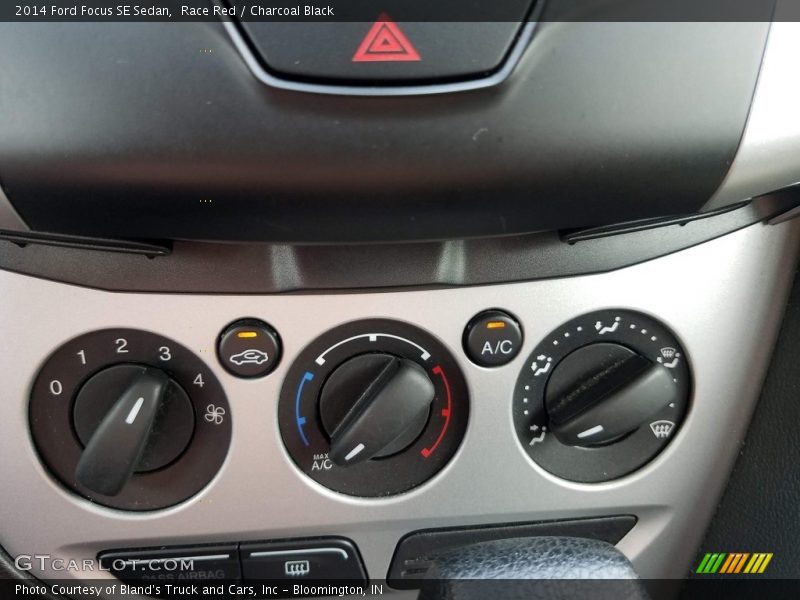 Race Red / Charcoal Black 2014 Ford Focus SE Sedan