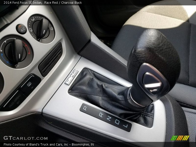 Race Red / Charcoal Black 2014 Ford Focus SE Sedan