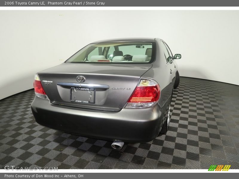Phantom Gray Pearl / Stone Gray 2006 Toyota Camry LE