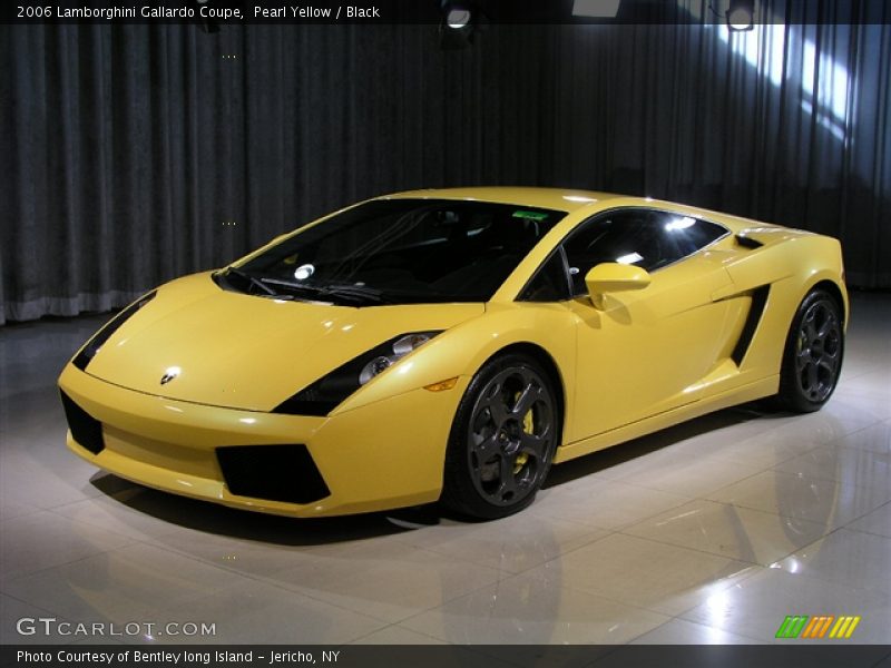 Lamborghini Gallardo Coupe in Pearl Yellow (Giallo Midas). - 2006 Lamborghini Gallardo Coupe