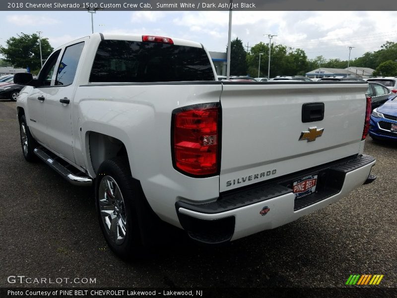 Summit White / Dark Ash/Jet Black 2018 Chevrolet Silverado 1500 Custom Crew Cab
