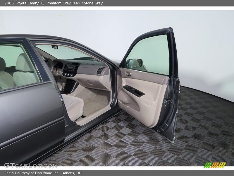Phantom Gray Pearl / Stone Gray 2006 Toyota Camry LE