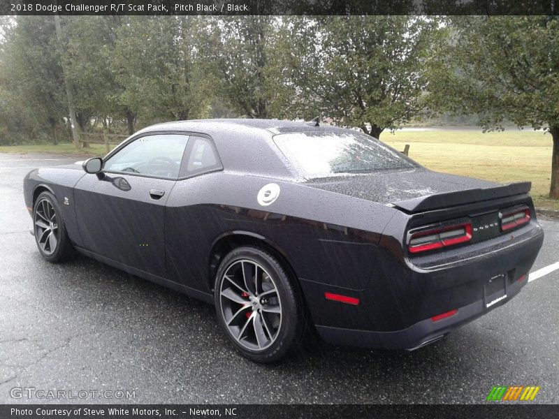 Pitch Black / Black 2018 Dodge Challenger R/T Scat Pack