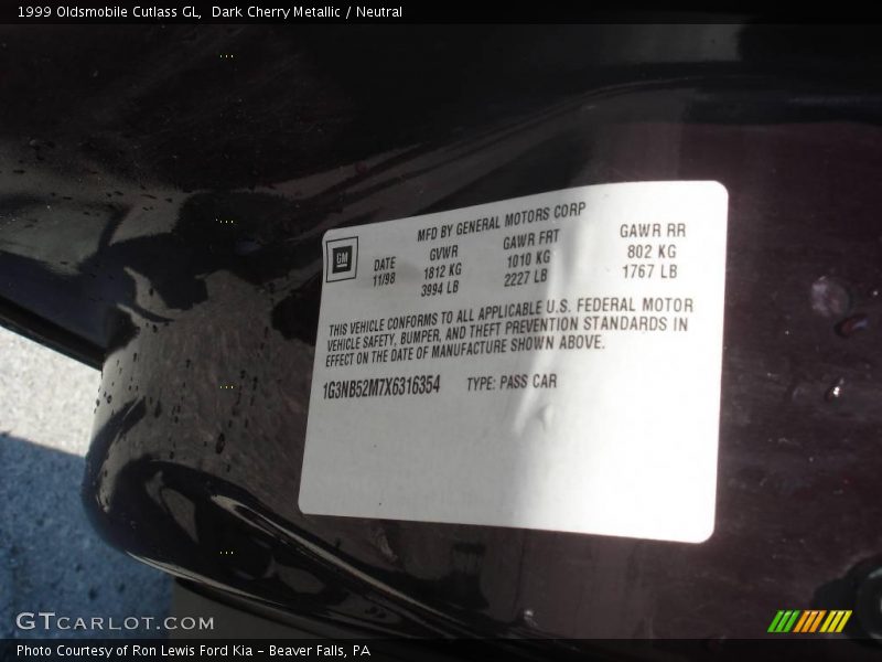 Dark Cherry Metallic / Neutral 1999 Oldsmobile Cutlass GL