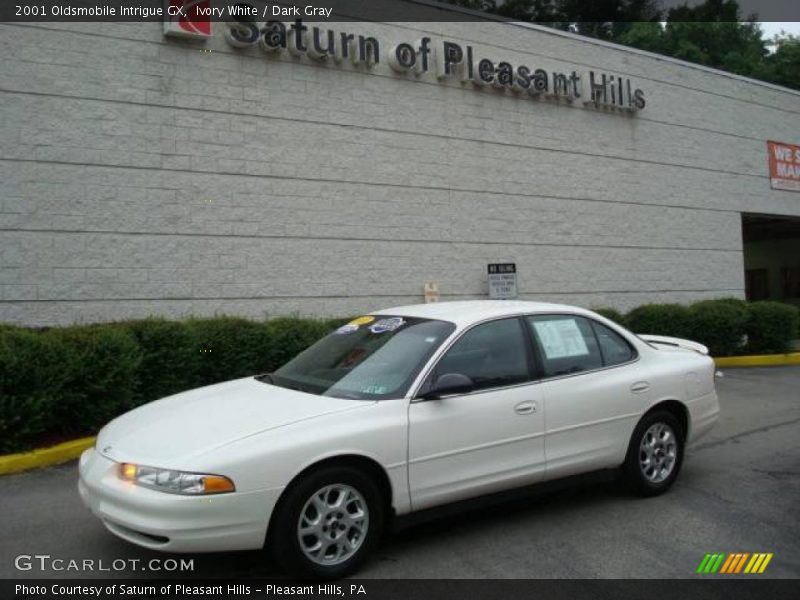 Ivory White / Dark Gray 2001 Oldsmobile Intrigue GX