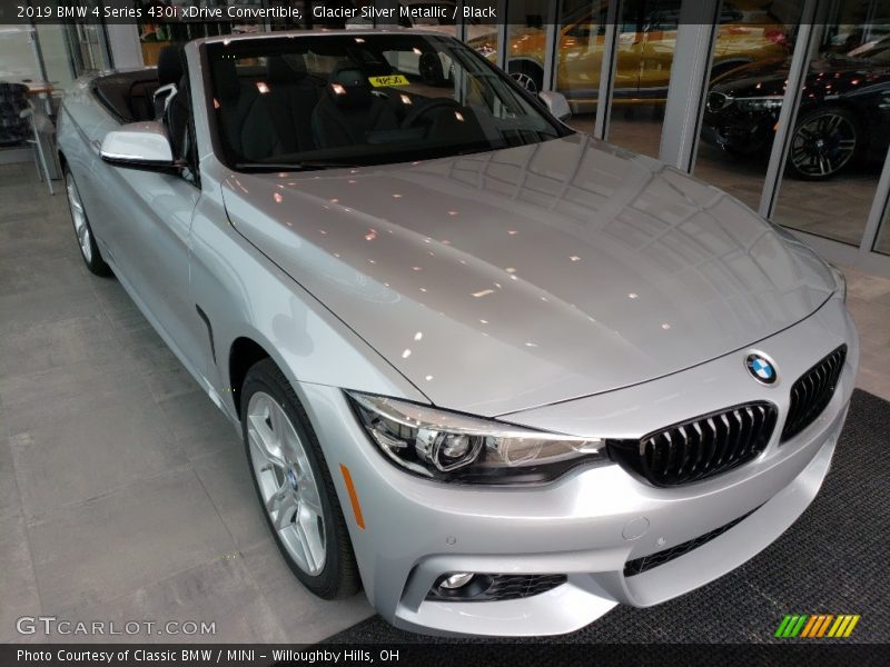 Glacier Silver Metallic / Black 2019 BMW 4 Series 430i xDrive Convertible