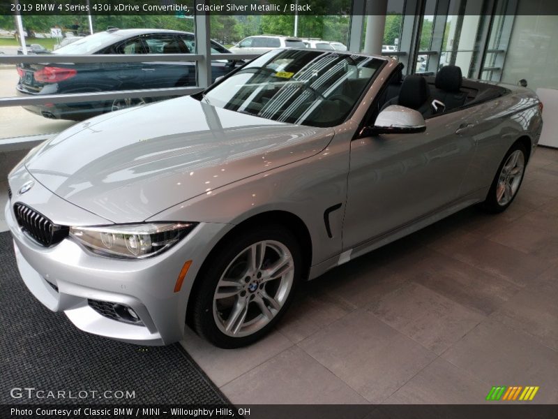 Glacier Silver Metallic / Black 2019 BMW 4 Series 430i xDrive Convertible
