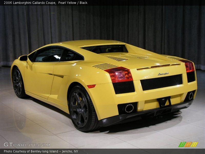 Lamborghini Gallardo Coupe in Pearl Yellow (Giallo Midas) - 2006 Lamborghini Gallardo Coupe
