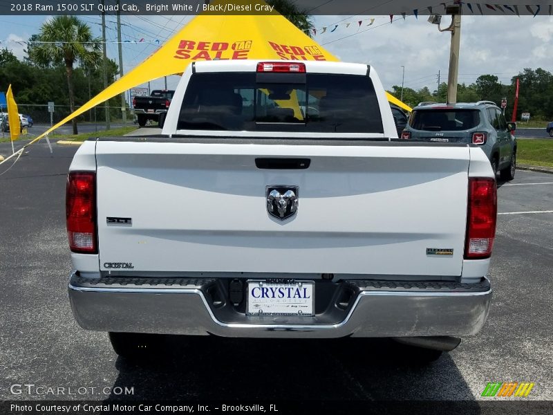 Bright White / Black/Diesel Gray 2018 Ram 1500 SLT Quad Cab