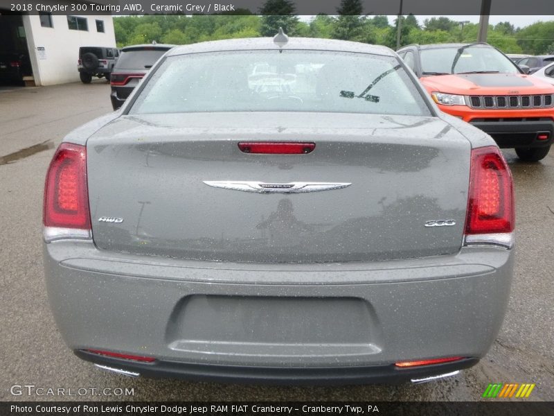 Ceramic Grey / Black 2018 Chrysler 300 Touring AWD