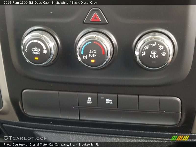 Bright White / Black/Diesel Gray 2018 Ram 1500 SLT Quad Cab