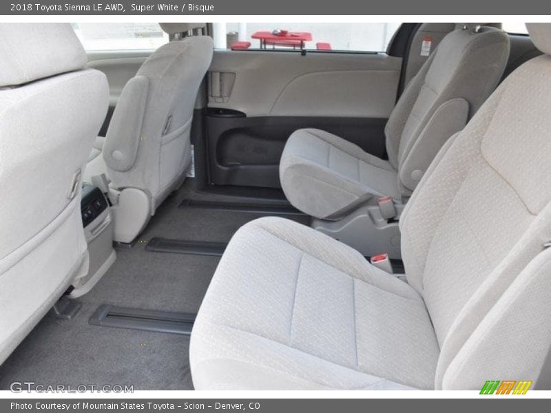 Super White / Bisque 2018 Toyota Sienna LE AWD