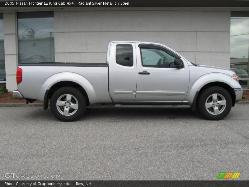 Radiant Silver Metallic / Steel 2005 Nissan Frontier LE King Cab 4x4