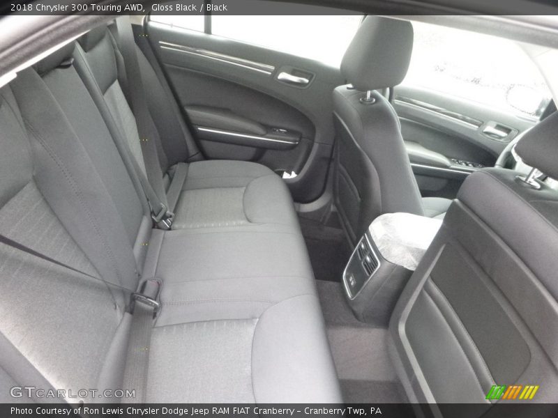 Gloss Black / Black 2018 Chrysler 300 Touring AWD