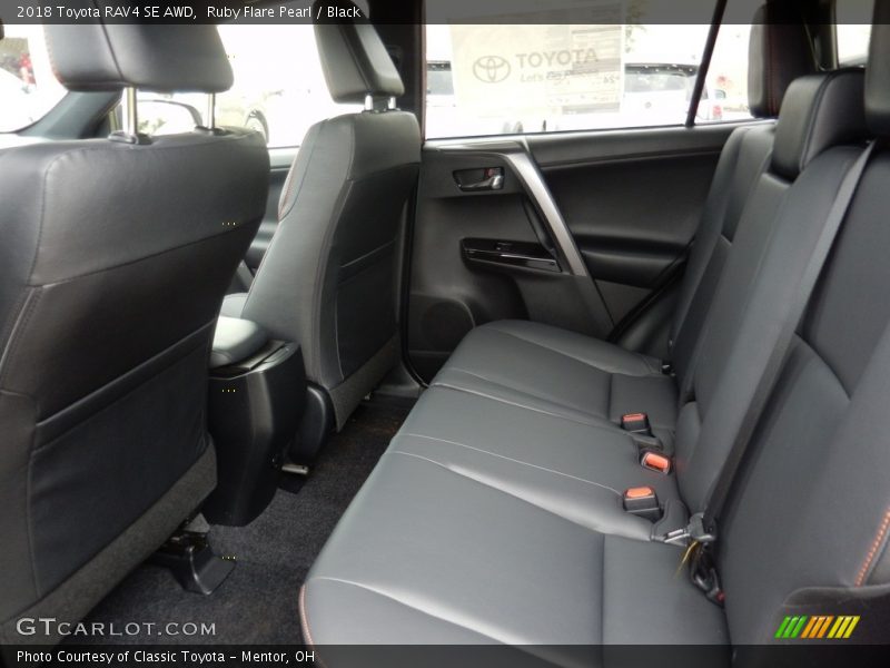 Ruby Flare Pearl / Black 2018 Toyota RAV4 SE AWD