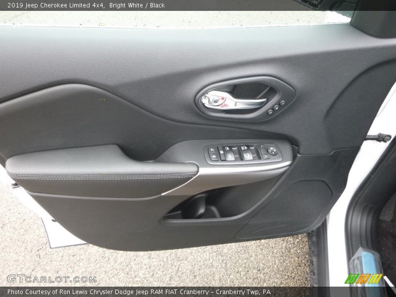 Bright White / Black 2019 Jeep Cherokee Limited 4x4
