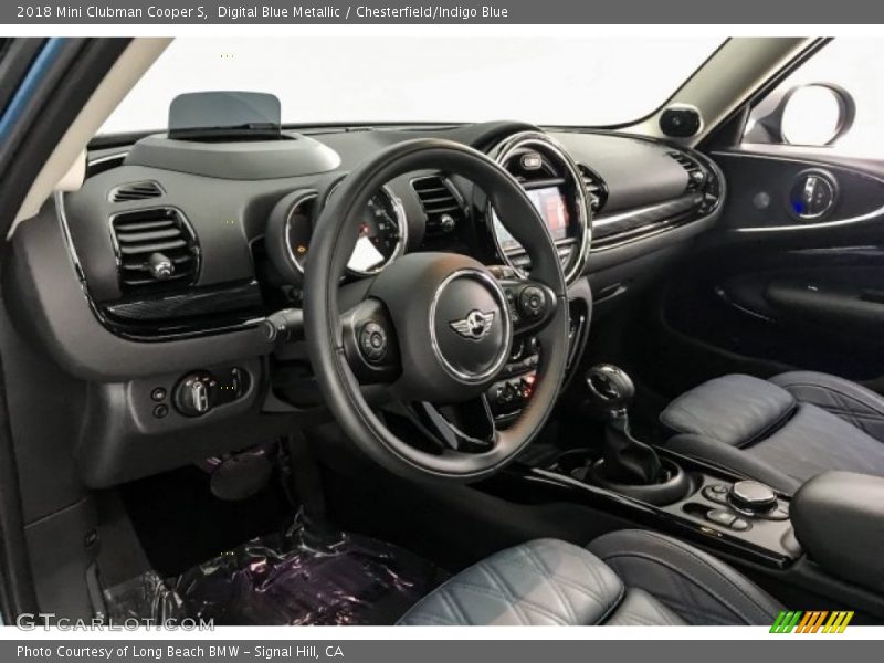  2018 Clubman Cooper S Chesterfield/Indigo Blue Interior